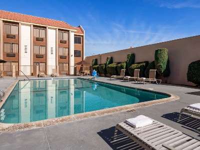 Western 3* Norwalk