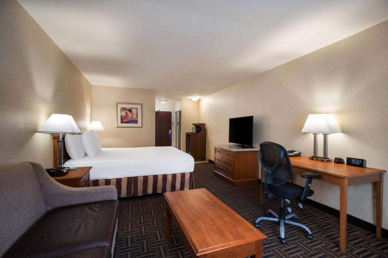 Western Hotel Norwalk