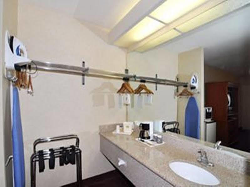 Western Hotel 3*